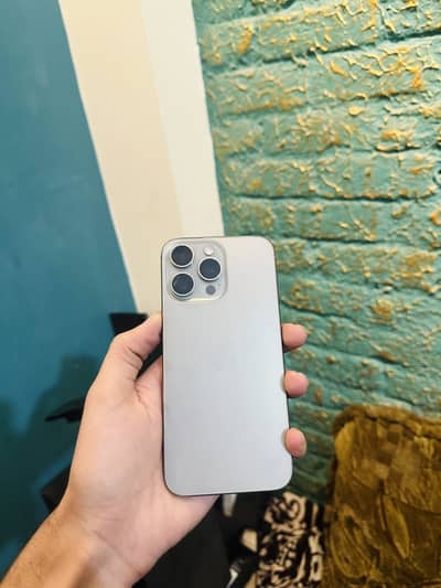 I Phone 15 Pro Maxx (Factory Unlocked)