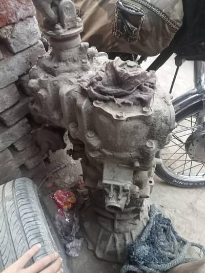 gear box woth 4/4 pajero 1997 model 3 door