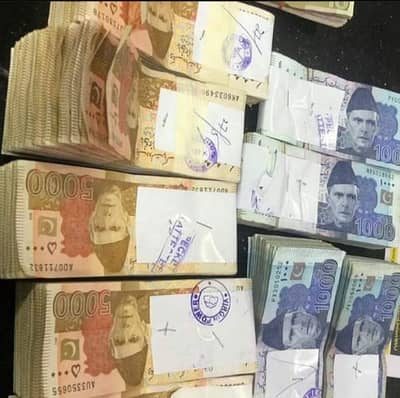 Female Assistant Required