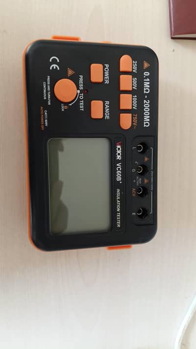 Insulation tester