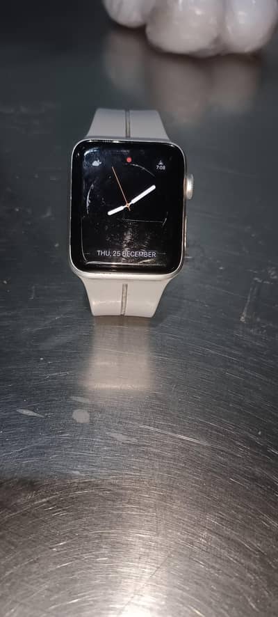 Apple watch series 3 42 mm box and cabel & original Nike strape sat ha
