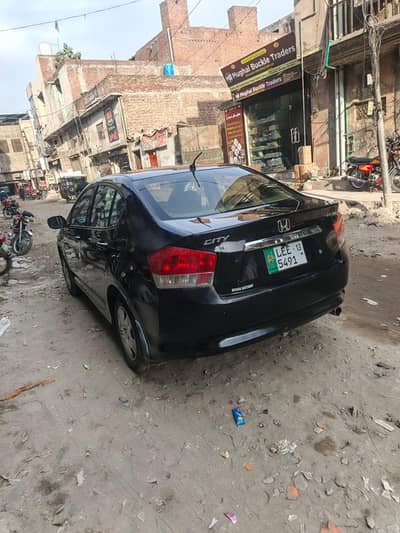 Honda city 2013 ٹوٹل جینون