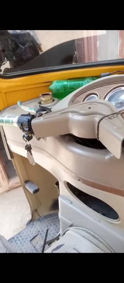 Tez raftar Riksha 2023 model