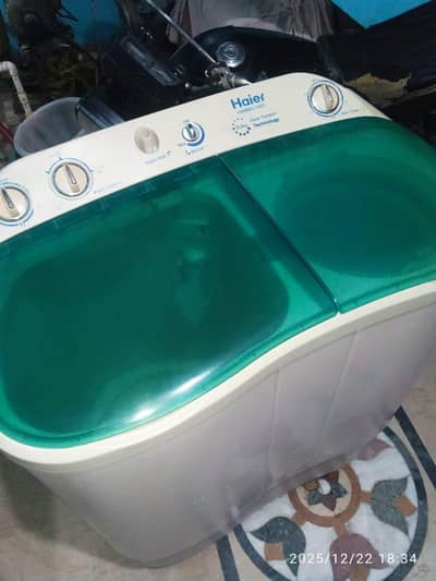 Haier washing machine twin tub 8 k. g  model number HWM 80-100S
