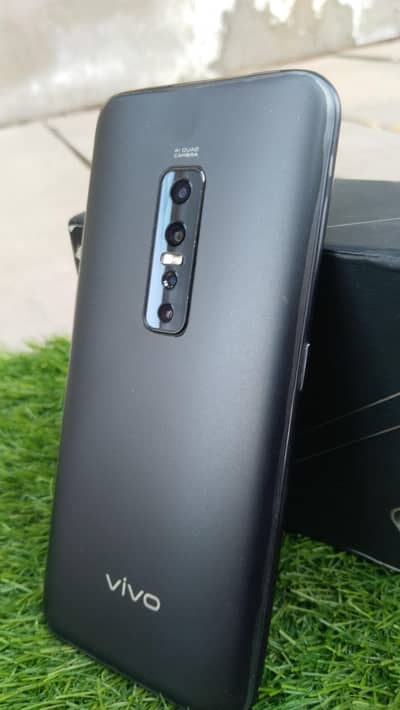 Vivo V17 pro 8+8 128 GB Just Panel All Black Inc leak Box all