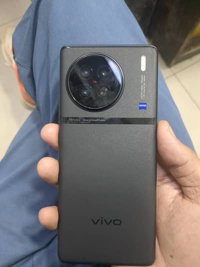 vivo x90s