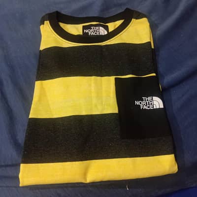 30 piece shirts × hoodie