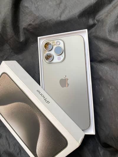 I phone 15 pro max jv 256gb 03230970080