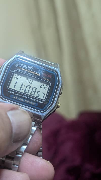 CASIO DIGITAL WATCH