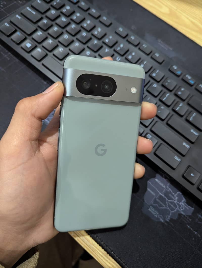 Google Pixel 8 0