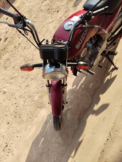 total genuine bike hai 2014 model hai second owner ke naam hai