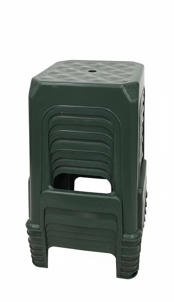 plastic stools 1