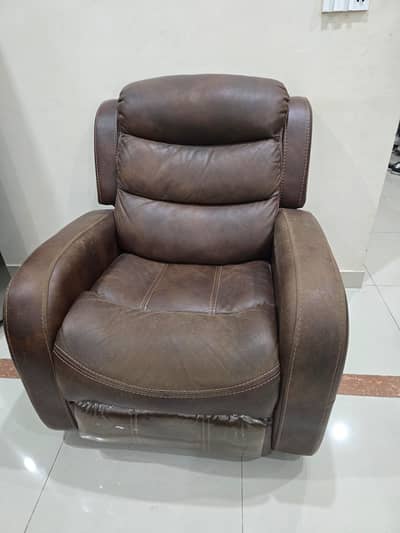 Imported Recline (Bought from Saudi Arabia)