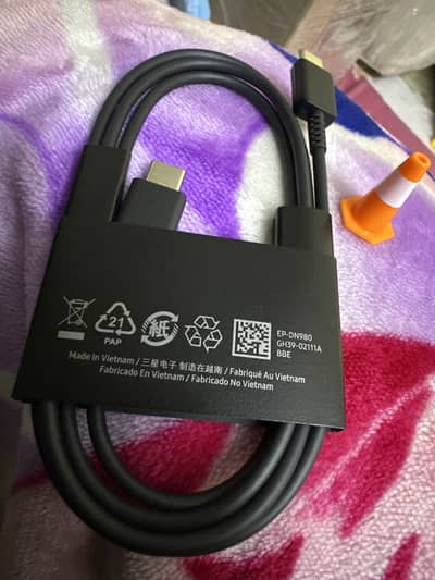 Unused Original Samsung Box Pulled from S24 Ultra