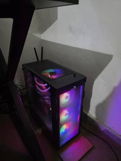 Ryzen 7500F RTX 4060ti 8GB 32GB DDR5 RAM Gaming PC