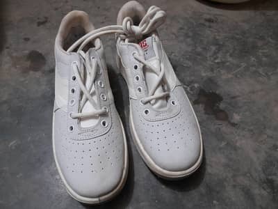 Men's athletic shoes