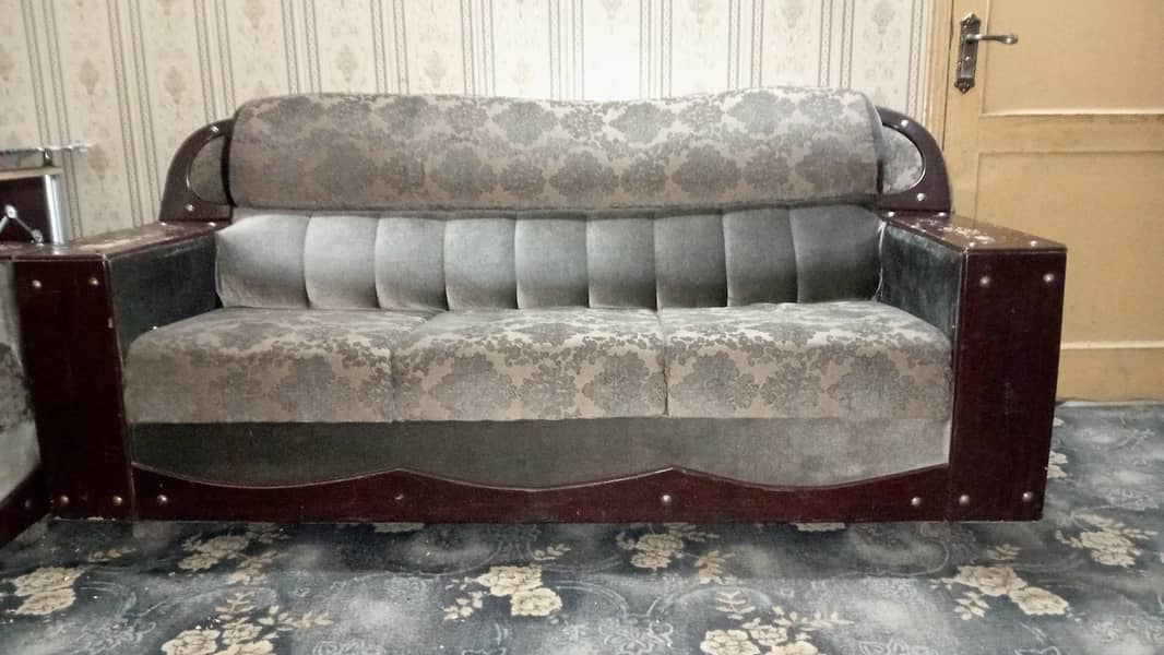 SOFAS SET FOR SALE 2