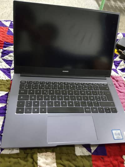 Hawaii laptop CORI 5 10th generation without bettry slim figure