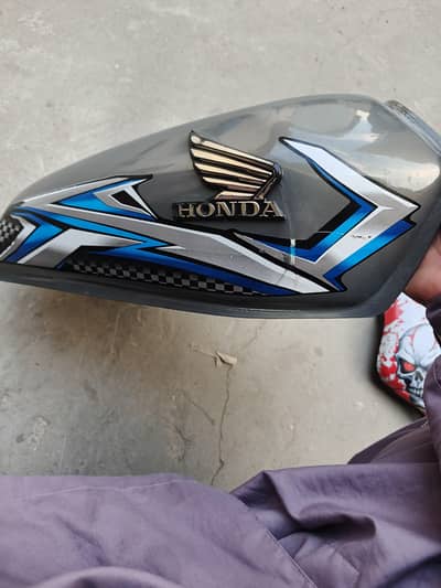 Honda 125 tanki tapy