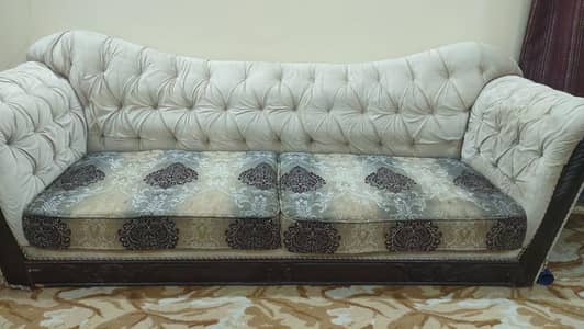 7 seater sofa set neat and clean  ,foam and fabric condition v good