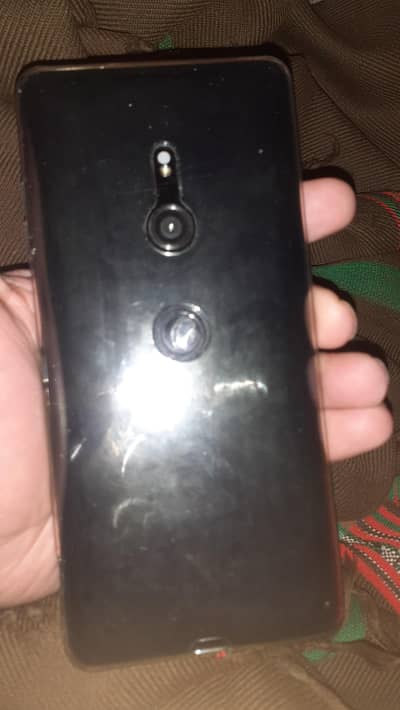 03225035766 whatsapp SONY xz3 |non-PTA | COUNTRY LOCK |GAMING/WIFI ONL