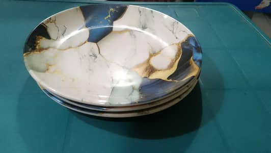 Brand New Dinner 18 pieces  Plates With Bowls