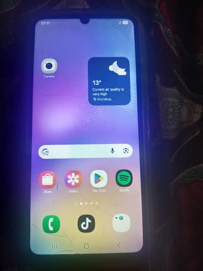 Samsung A05 4/64 box available