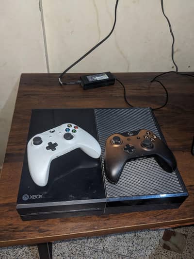 Xbox One 500 GB Jailbreak | Games Installed |