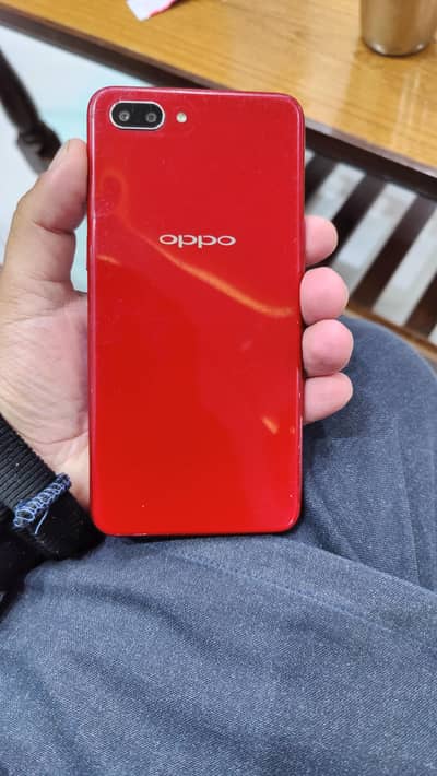 2 gb ram 16 gb memory Glass break only baqi okay