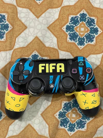 PS4 DualShock 4 Controller