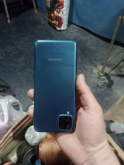 Samsung a12. All ok. condition 8/10. memory 4/64.