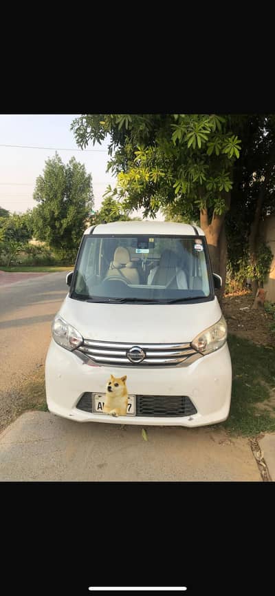 Nissan dayz roox