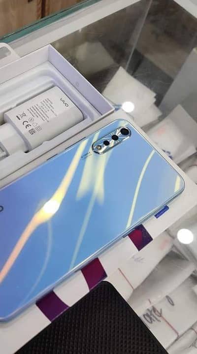 viv S1 4 gb ram 128 gb memory whatsapp number 03274699143/