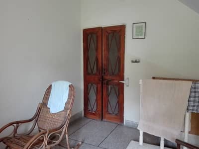 Upper Portion Sized 3 Marla Is Available For rent In Gosha-e-Ahbab - Phase 3