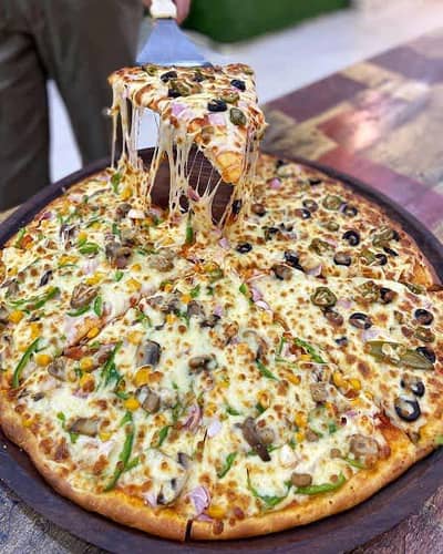 Need Kitchen Staff and Equipments