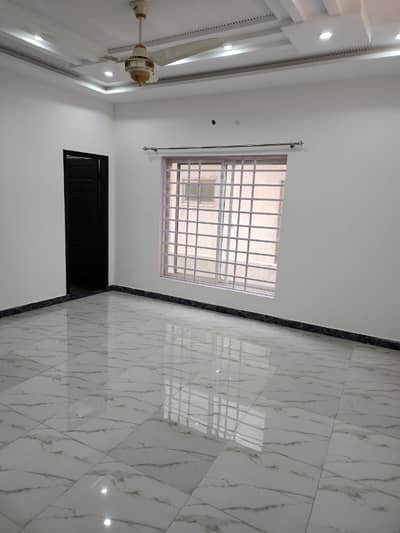 Opf Housing Society 12 Marla Upper Portion Available For Rent ideal Location