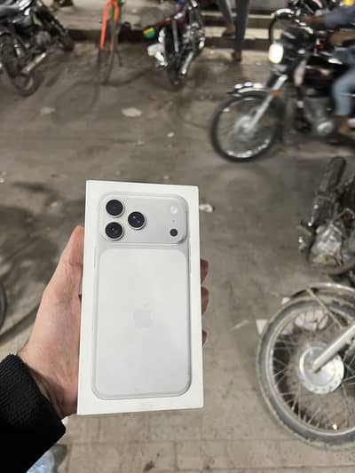 iPhone 17 pro max non pta hk model