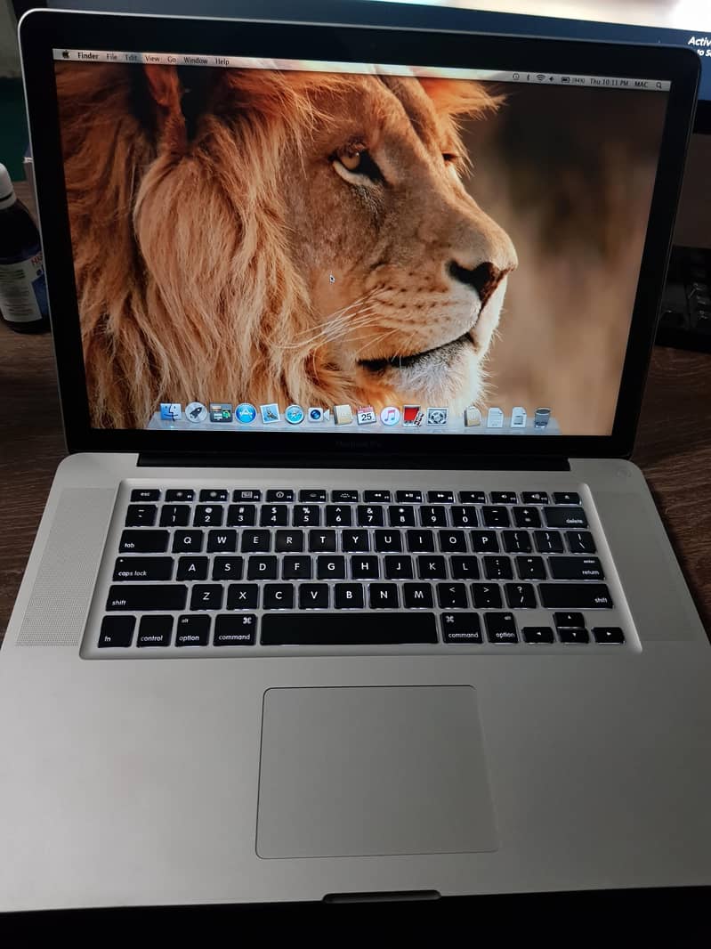 macbook pro 4