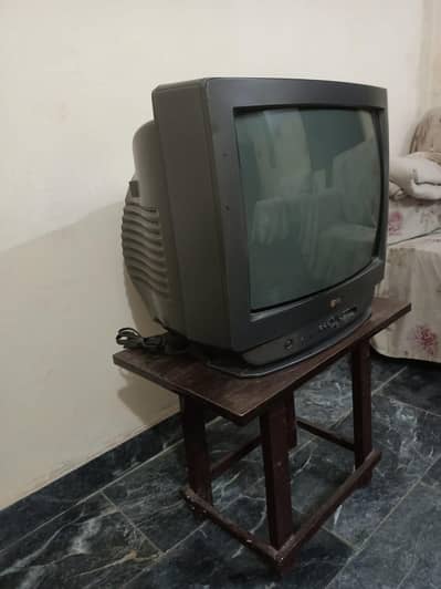 LG 32inch tv Model: CT-20F60KG