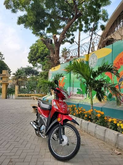 Scooty 70cc Superpower Shari