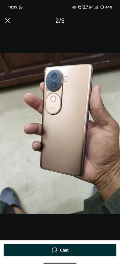 Vivo V40e Mobile in good condition Used for a few months.