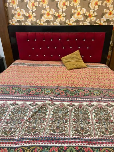 king size bed set  urgent sale