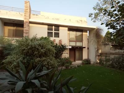 Spacious 1 Kanal Building Available For rent In Gulberg 2