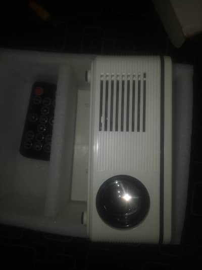 Led projector Portable HD projector for sale