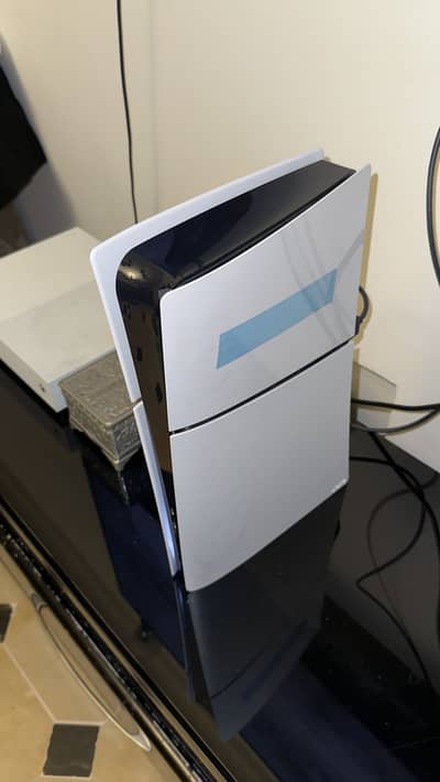 Playstation 5 Slim -2025- Digital - 1 TB 4K 120 Fps - 10/10 Condition