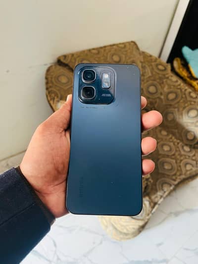 Infinix hot 50i 6/128 panel change ha but original ha box available ha