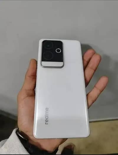 Realme gt 6 for sale with 90 watt charger and case and  protector