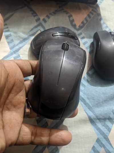 a4tech wireless mouse g3-400ns urgent sale new delivery avalible