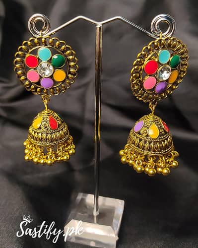 Earring for girls , Rings braclet delivery avalible all pakistan