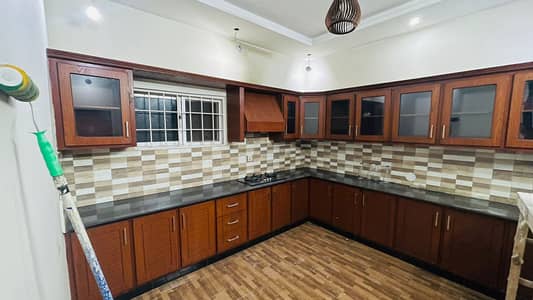 10 Marla (35x70) upper portion for rent in G-13/3, Islamabad